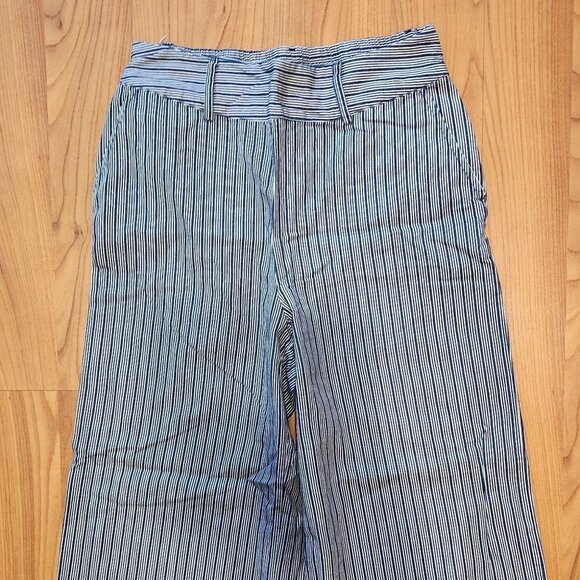 A New Day Striped Wide Leg Pants || EUC || Med - Picture 2 of 14